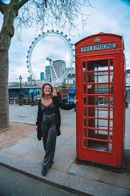 The ivy covered archway makes the perfect frame for the pretty street behind. 30 Stunning Instagram Photo Locations In London With Map