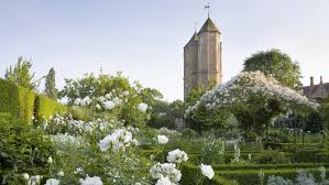 This group is for photographs taken at sissinghurst castle gardens. Sissinghurst Castle Kent National Trust
