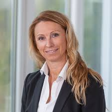 team #softexpress #innovation #softwaretrends #hersteller #vertrieb…