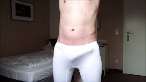 Growing Bulge and Cum in Running Tights: German Gay Amateur Porn