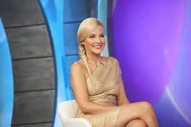 Alig, hogy megismerkedett új szerelmével, a felcsúti gázszerelővel, pár hónappal később mészáros és felesége elváltak. Friss Ez Most Tenyleg Komoly Varkonyi Andrea Par Hete Ezzel A Kozismert Ferfival Szurte Ossze A Levet Te Is Tudod Kirol Van Szo