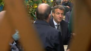 Emmanuel macron furieux face à un électeur mécontent : Conflits France Ø¹Ù„Ù‰ ØªÙˆÙŠØªØ± Flash Des Ce Matin Le President Emmanuel Macron Et Son Premier Ministre Jean Castex Ont Pris Un Cafe En Terrasse Pour Inciter Les Francais A En