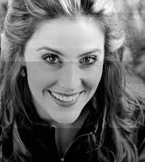 Janine Newell's Instagram, Twitter & Facebook