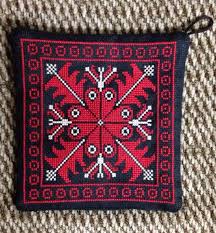 Palestinian embroidery patterns palestinian cross stitch embroidery wallet and purses collection. Cross Stitch For Palestine Promote And Sell Traditional Handmade Palestinian Cross Stitch Embroidery Locally And Internationally Those Pieces Are Handicraft By Palestinian Women Who Suffer From Bad Living Conditions To Economize
