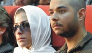 يصبح حسين كامل رئيس الحرس الجمهوري الجديد ويتم نفي برزان. Ø±ØºØ¯ ØµØ¯Ø§Ù… Ø­Ø³ÙŠÙ† Øª Ø¹Ø§Ø¯ Ø¥Ù„Ù‰ Ø§Ù„Ø¹Ø±Ø§Ù‚ Ø§Ù„Ù†Ù‡Ø§Ø±