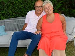 Il y a 17 ans, le couple se rencontrait pour la première fois lors d'un spectacle de la comédienne. Onze Ans Deja Mimie Mathy Et Benoist Fetent Leur Anniv Tele Star