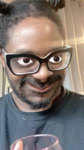 Fronzel Hood's Instagram, Twitter & Facebook