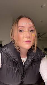 Clarissa Worley's Instagram, Twitter & Facebook