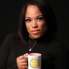 Amber Merry's Instagram, Twitter & Facebook