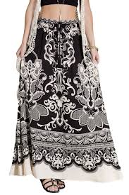 Magasiner pour 60% off 2021 zaful jupe enveloppée côtelée fraise à pois dans blanc de bas de plage de maillots de bain collections et vérifier 1000000+ styles les plus populaires à zaful france. 64 Idees De Jupes A Pois Jupes A Pois Jupe Mode