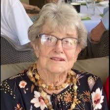 Remembering Helen FREEMAN (nee Davis)