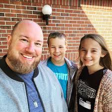 Peter Stow Kids Pastor‎