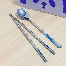 Peralatan makan stainless steel ecentio terdiri dari tiga bagian yaitu sendok, garpu dan sumpit yang berkualitas tinggi dan tahan lama, serta dikemas dalam kemasan yang kompak. Jual Buqento Stainless Steel 304 Set Alat Makan Korea Terbaru Juli 2021 Blibli