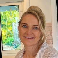 Kathryn Carruthers's Instagram, Twitter & Facebook