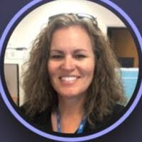 Kalli Walker's Instagram, Twitter & Facebook