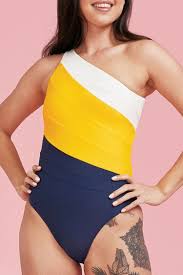 A swimsuit with a cascading ruffle down the middle and draping at the sides has a similar effect, and looks incredibly feminine. 12 Best Postpartum Bathing Suits For New Moms Postpartum Swim Suits