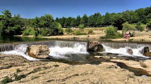 Bagnols sur cèze site officiel. La Roque Sur Ceze Provence France