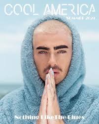 Simone Kane's Instagram, Twitter & Facebook