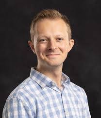 Robin Aden's Instagram, Twitter & Facebook