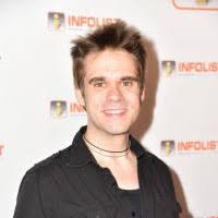 Scott Lambright's Instagram, Twitter & Facebook