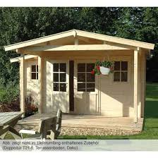Gartenhaus Mit Vordach Ranch Wirkt Wie Ein Kleiner Landsitz Ideal Fur Die Gemutliche Feier Oder Wenn Sie Sich Einmal Unge Gartenhaus Gartenhaus Bauen Garten