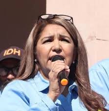 Qué ironía!; falla otra vez la mano izquierda