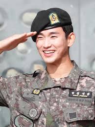 🔥VÀO DÒNG THƯ TÌNH ANH BINH NHẤT KIM SOOHYUN GỬI CHO BẠN GÁI KIM SAERON  “Anh chỉ là một binh nhất đang cố gắng viết ra những dòng chữ vu vơ, giữa