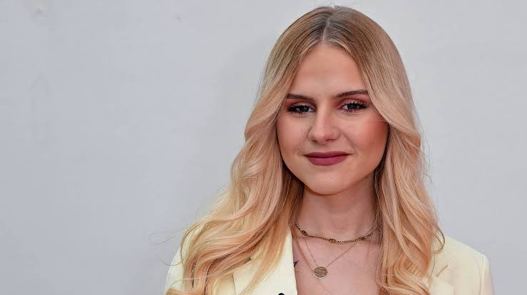 Estefania Wollny gibt neue Beziehung bekannt