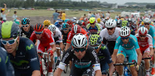 According to the book 'the economics of professional road cycling', by daam van reeth, daniel joseph larson (2016), mark cavendish earns 2,400,000 euros per year. Timing Is Everything In Tour De France Sprints