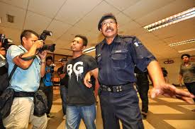 2, scksaan bagi kesalahan yang dilaiukan dalam malaysia. Kes Low Yat Pemuda Dipenjara Empat Bulan Kes Curi Telefon Berita Projekmm