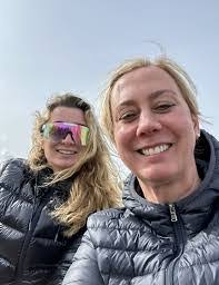 Lisa Lumley's Instagram, Twitter & Facebook