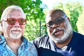 Karen Kleiner's Instagram, Twitter & Facebook