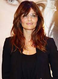 Red Hairstyles For Older Women Elle Hairstyles Red Hair Aging Red Hair Red Hair With Bangs
