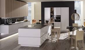 Balom hochglanz weiß hpl laminat moderne modulare küchen schrank design made in china. Hochglanz Kuche Elegant Einzigartig Individuell Anpassbar