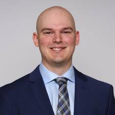 Todd Dow's Instagram, Twitter & Facebook