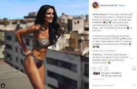 La actriz bárbara de regil, decidió enfrentar las críticas luego de que se filtrara un video a sus 20 años en el que se le ve totalmente diferente a lo que es en actualidad, señalando que todos tuvimos un antes y un después. Barbara De Regil Conquista Las Redes Con Atrevido Bikini De Animal Print Digitall Post