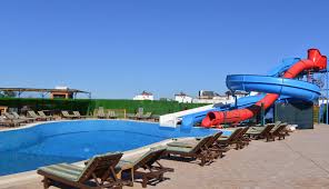 Ailelere ve gençlere yönelik dekorasyonu ile restoran ve. Sports Belek Hotel