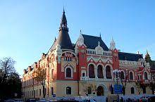 Suprafaţa afectată de incendiu a fost de 1.300 de mp, constând în acoperişul din lemn cu. Palatul Episcopal Greco Catolic Oradea