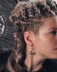 Lagertha's hairstyles appreciation post ✨ · Comment your fav 👇🏼