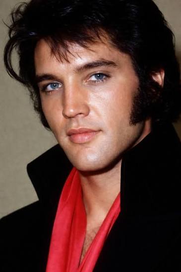 Many people first noticed the striking appearance of Elvis Presley. The  dark hair, the strong profile, and the unforgettable blue green eyes  quickly became part of his legend. Yet those who spent