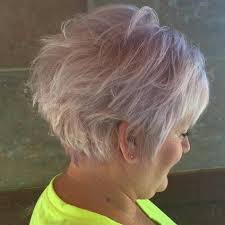 Hairstyles to look younger women all over are always looking for ways in which to stay younger looking as they grow older. Classy Simple 23 Short Hairstyles For Older Women Short Thin Hair Hair Styles Cool Short Hairstyles