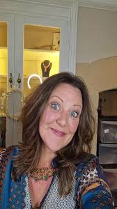 Live wirework demonstration with @gemmacrowjewellery