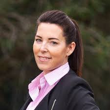 Tara Lawson's Instagram, Twitter & Facebook