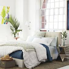 Check spelling or type a new query. Unbuttoned Grid Tufted Headboard With Geometric Detailing
