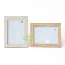 Scrapbook model ini juga cocok untuk hadiah, kado, kreatifitas, koleksi pribadi. Halaman Download Pigura Foto 8r 8rp Bingkai Foto Motif Kayu Minimalis Frame F