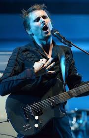 Though he was born in cambridge, the singer grew up in. Matthew Bellamy Muse Live Drones World Tour Touching He S Singing With Passion Matthewbellamy Muse Dronesworldtour Muse Live Matthew Bellamy Muse