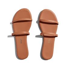 Gemma In 2021 Leather Flip Flops Womens Leather Flip Flops Tkees