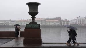 Петербург встречает новую неделю прохладой и дождями