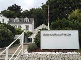 Book das weisse hotel an der elbchaussee, hamburg on tripadvisor: Simple Flair But High Quality Bild Von Das Weisse Haus Hamburg Tripadvisor