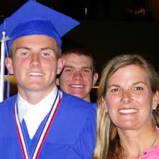 Mamie Haas (@MamieHaas)